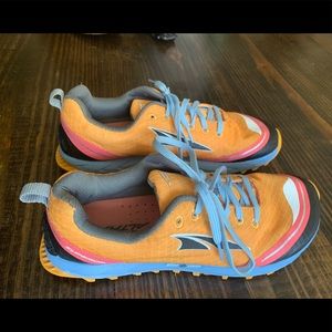 Altra Superior 2 women’s size 9